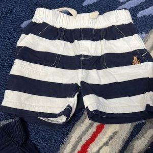 Lot of baby gap shorts in 18 to 24 months three pairs